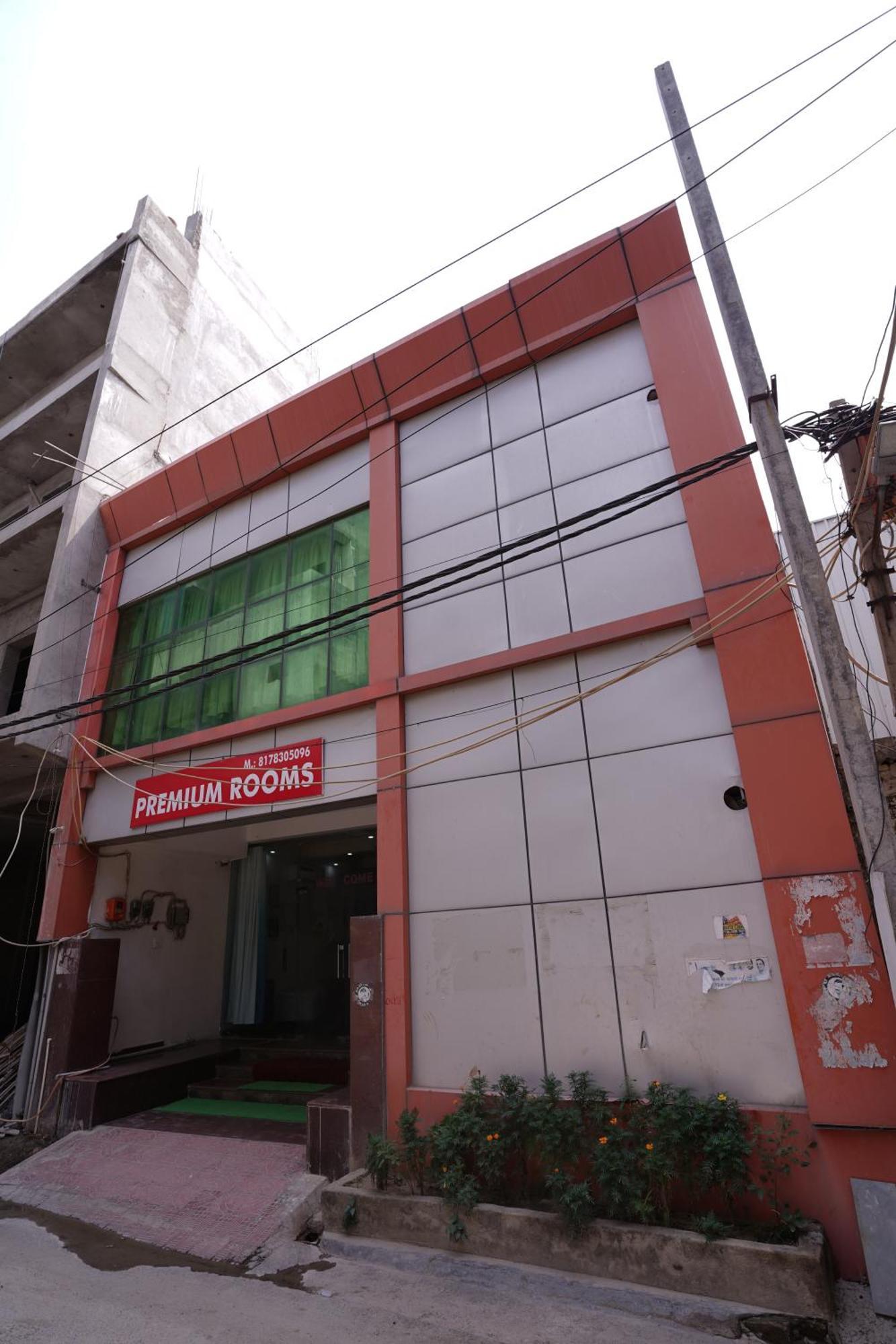 Hotel Lecston @Yashobhoomi Dwarka Sector - 25 Metro Station Delhi  Buitenkant foto