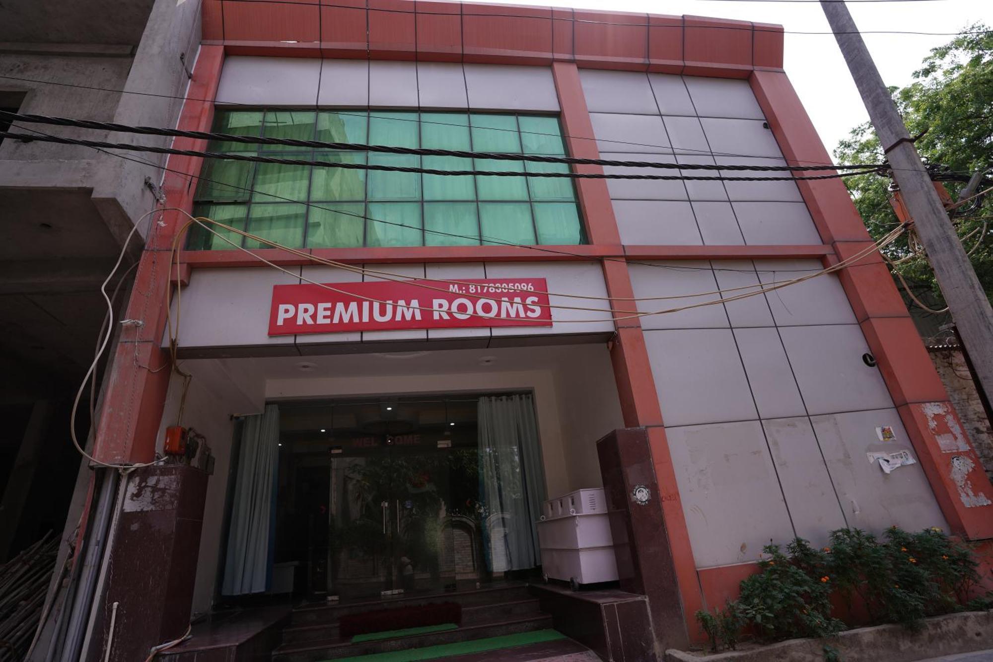 Hotel Lecston @Yashobhoomi Dwarka Sector - 25 Metro Station Delhi  Buitenkant foto